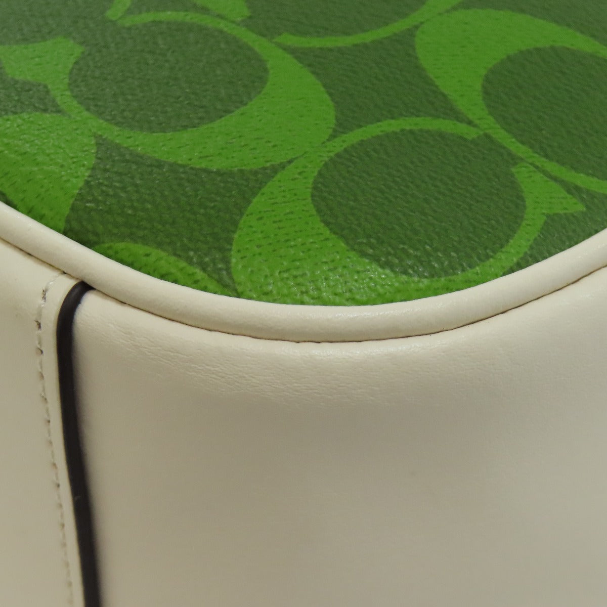 COACH 68168 Shoulder Bag Signature PVC Ladies