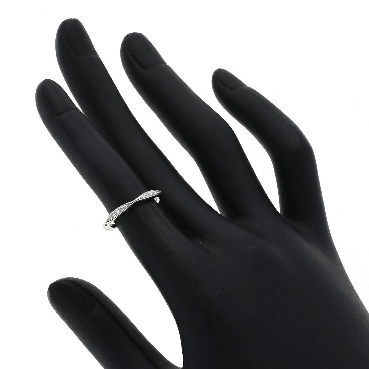 CHANEL Camellia Half Diamond #46 Ring Platinum PT950 Ladies [Used]