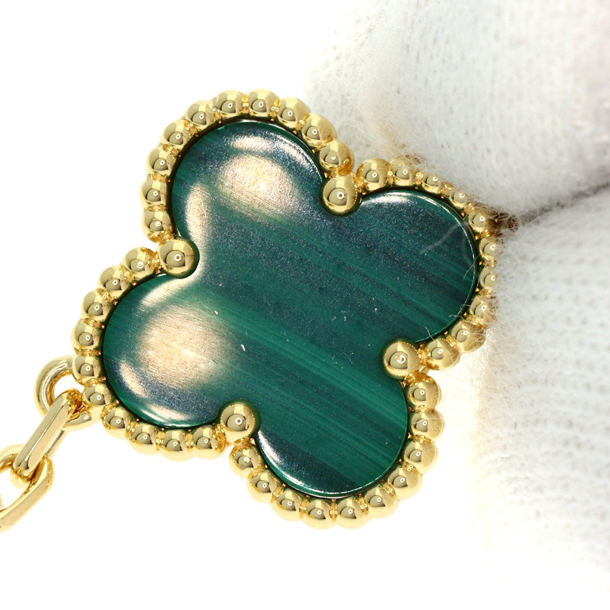 Van Cleef & Arpels Magic Alhambra 3 Motif Malachite earring K18 Yellow Gold Ladies [Used]