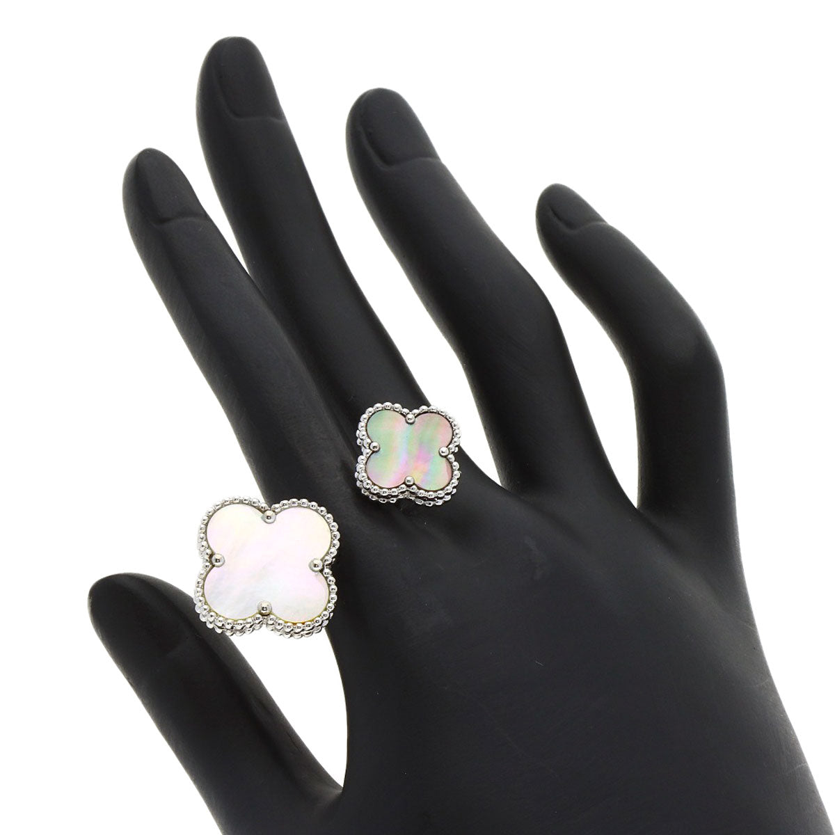 Van Cleef & Arpels Magic Alhambra Entree Les Doors Shell Ring K18 White Gold Ladies [Used]