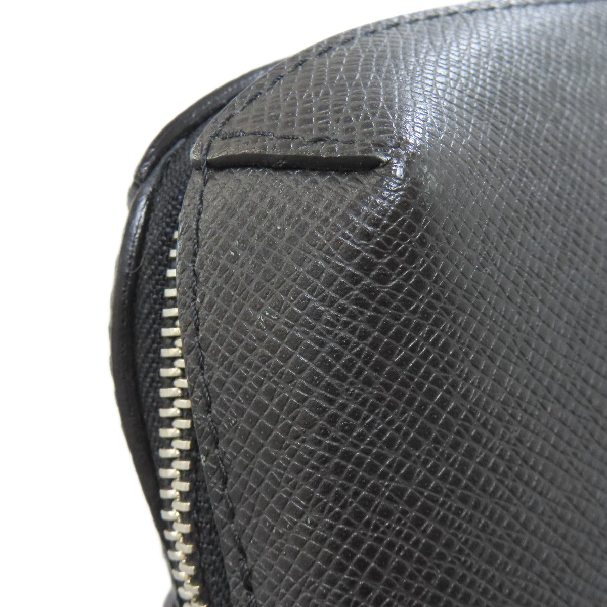 LOUIS VUITTON M30238 Watcher Messenger PM Shoulder Bag Taiga Ladies [Used]