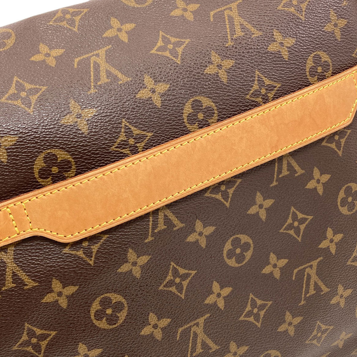 LOUIS VUITTON M45257 Aves Shoulder Bag Monogram canvas Ladies [Used]