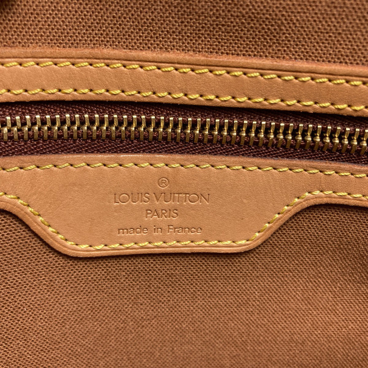 LOUIS VUITTON M45257 Aves Shoulder Bag Monogram canvas Ladies [Used]