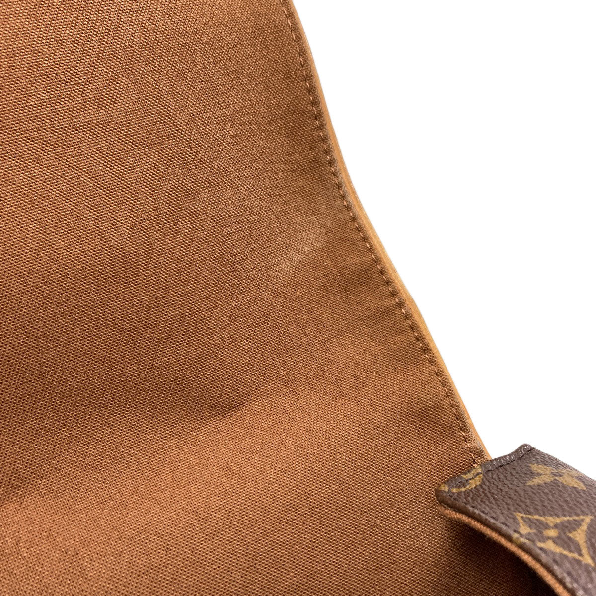 LOUIS VUITTON M45257 Aves Shoulder Bag Monogram canvas Ladies [Used]