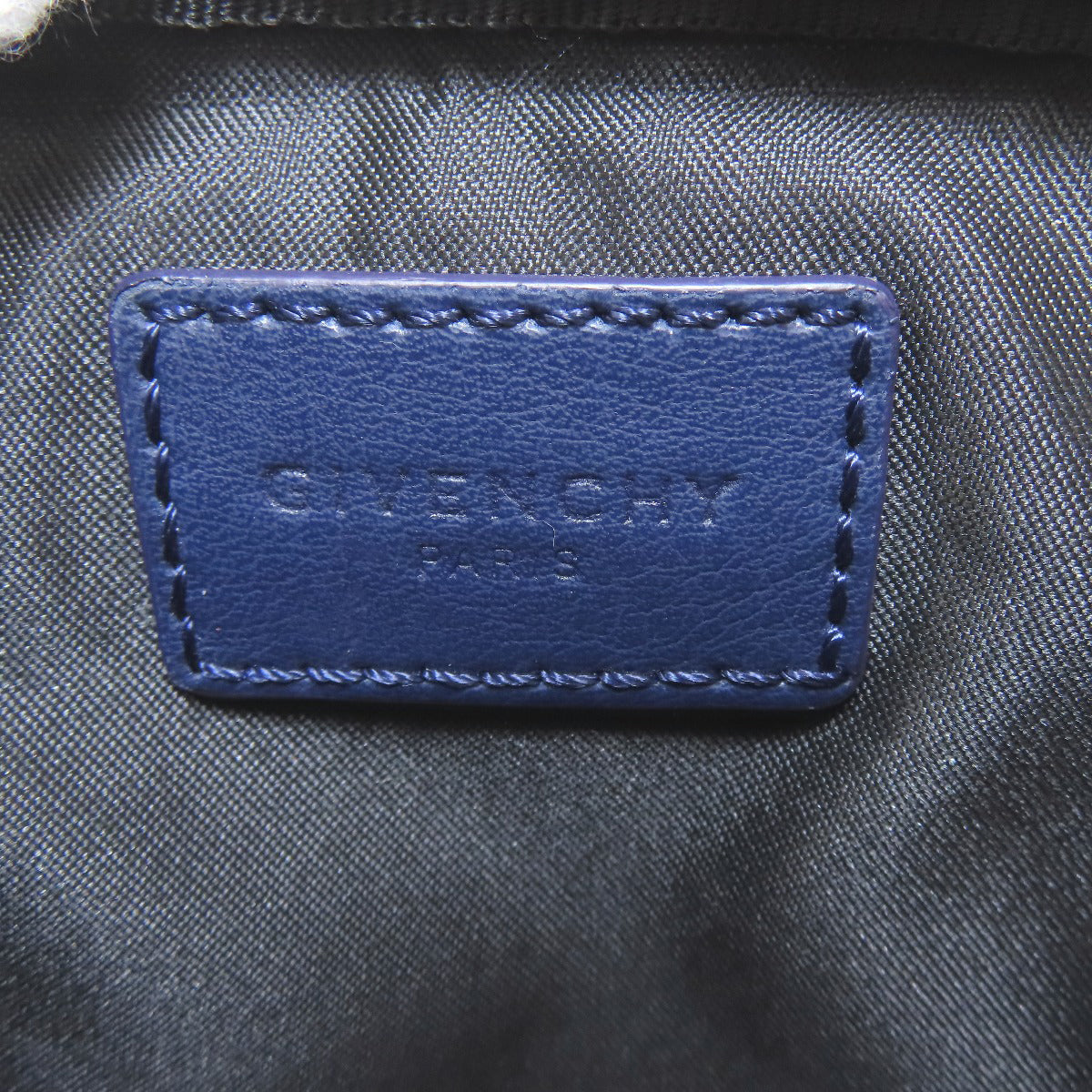 GIVENCHY logo Shoulder Bag Leather Ladies [Used]