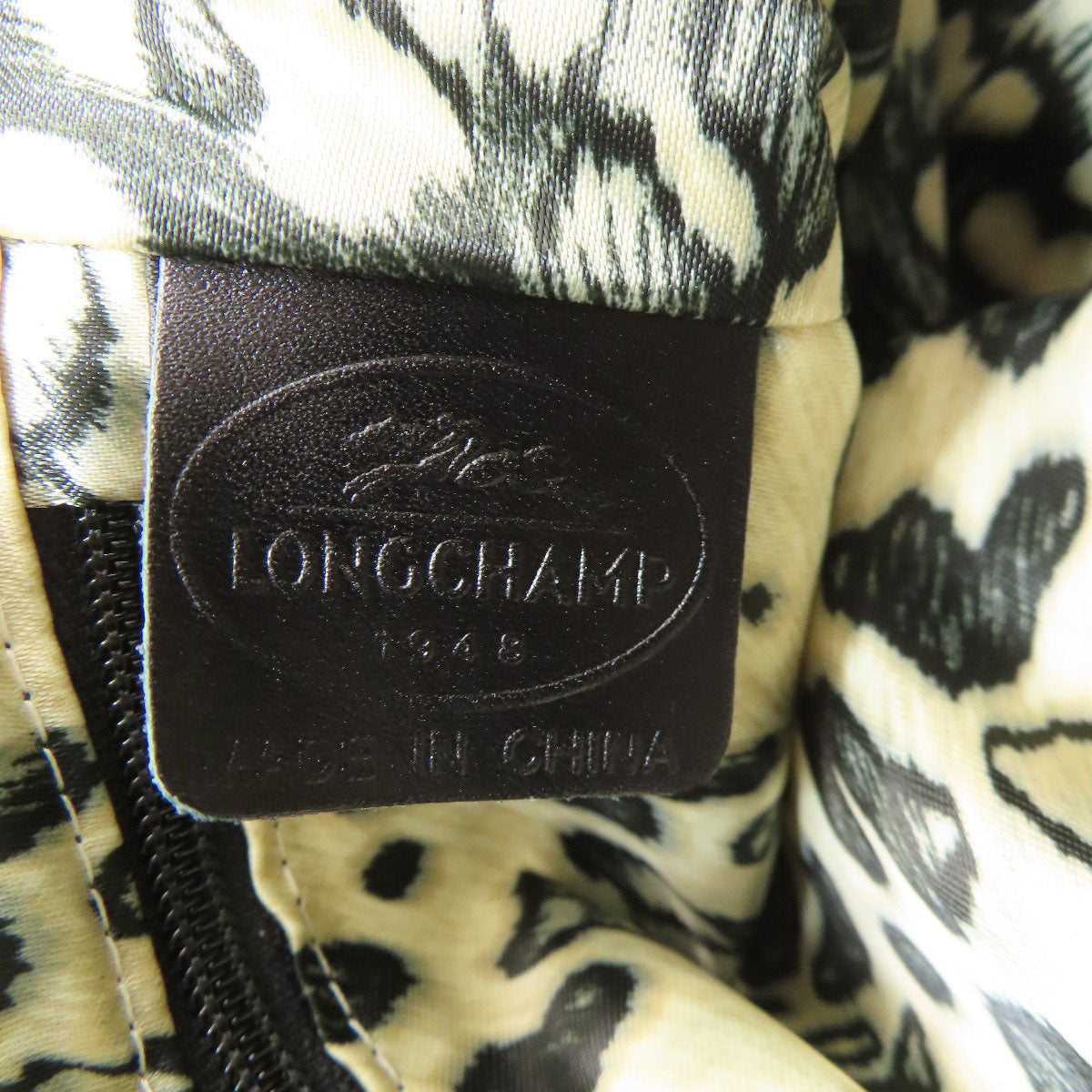 Longchamp one belt Shoulder Bag Enamel Ladies [Used]