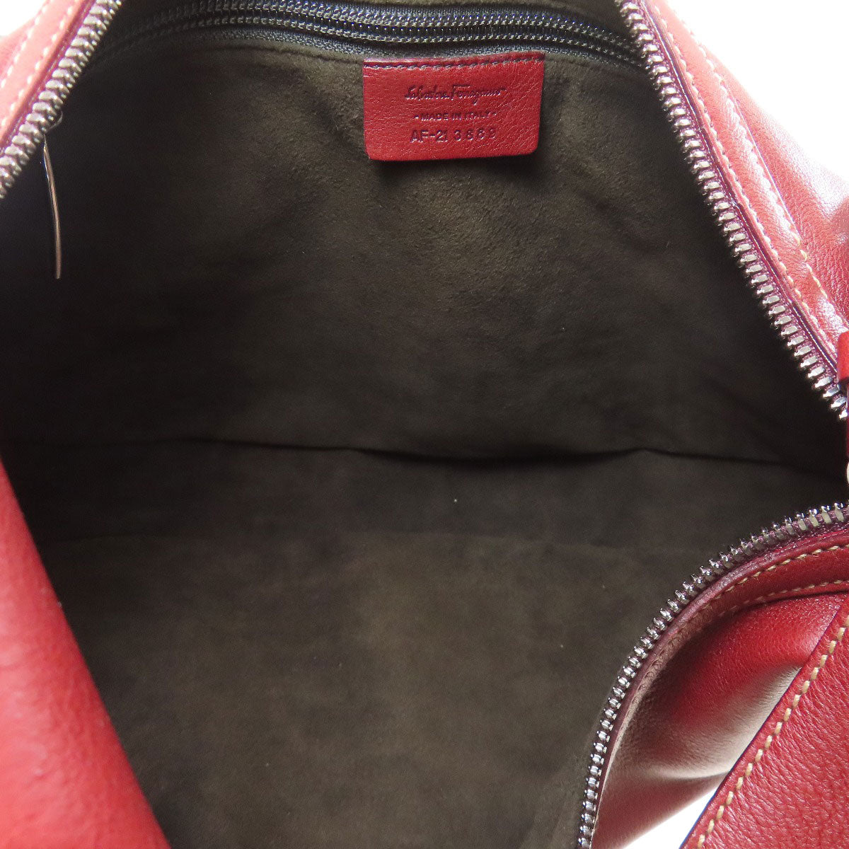 Salvatore Ferragamo Gancini Shoulder Bag Leather Ladies [Used]