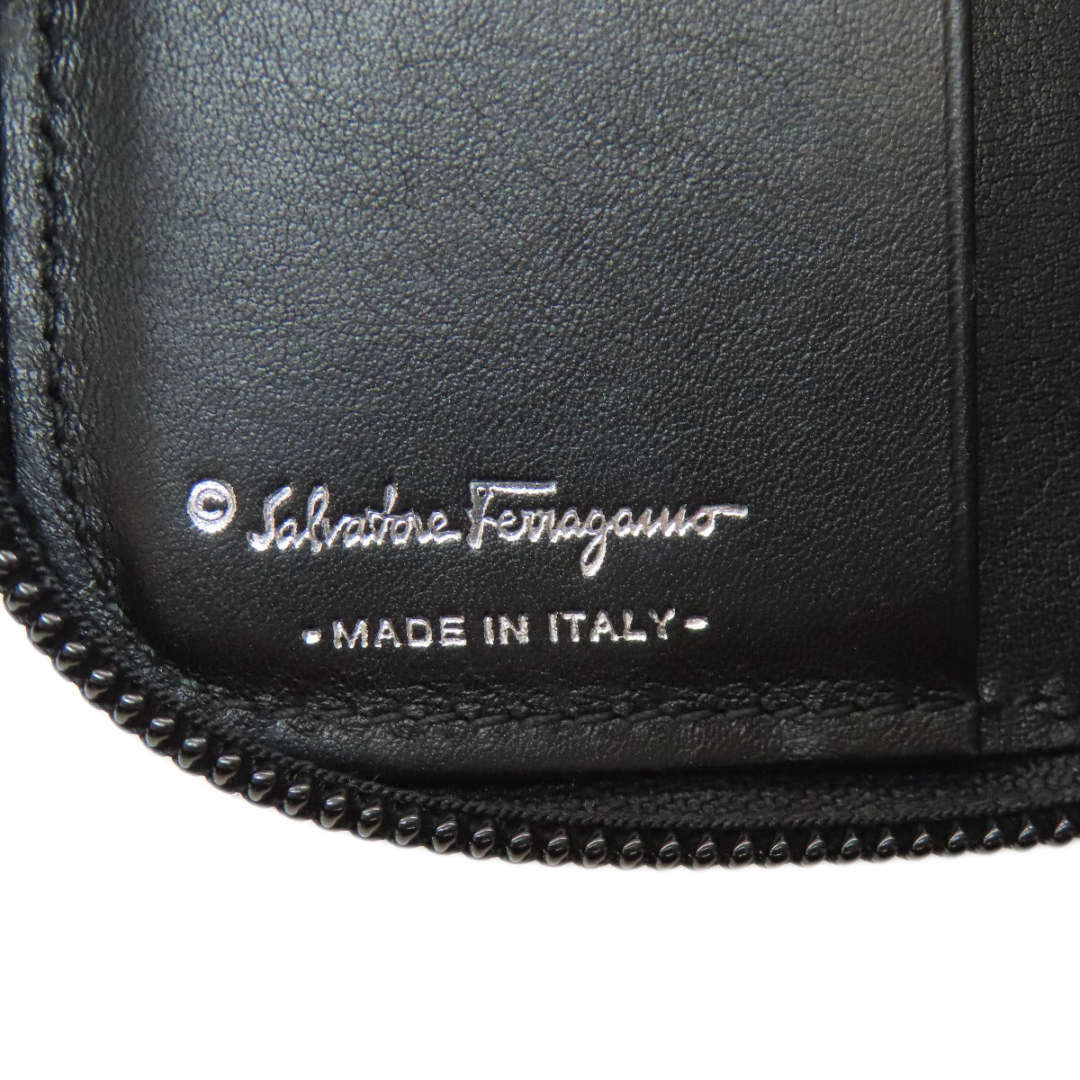 Salvatore Ferragamo logo key holder Calf Ladies [Used]