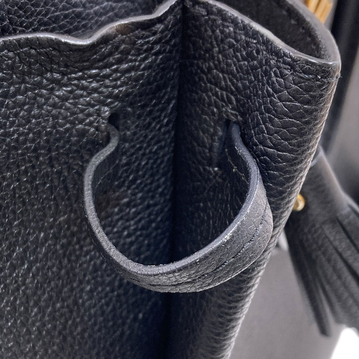 LOUIS VUITTON M54569 Lock Me Handbag Calf Ladies [Used]