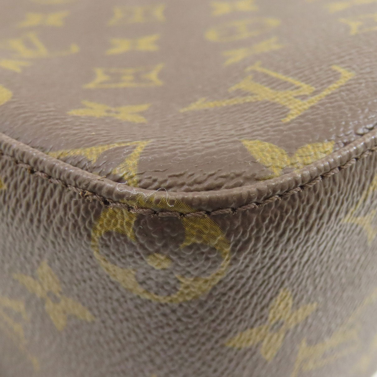 LOUIS VUITTON M51146 Looping MM Handbag Monogram canvas Ladies [Used]