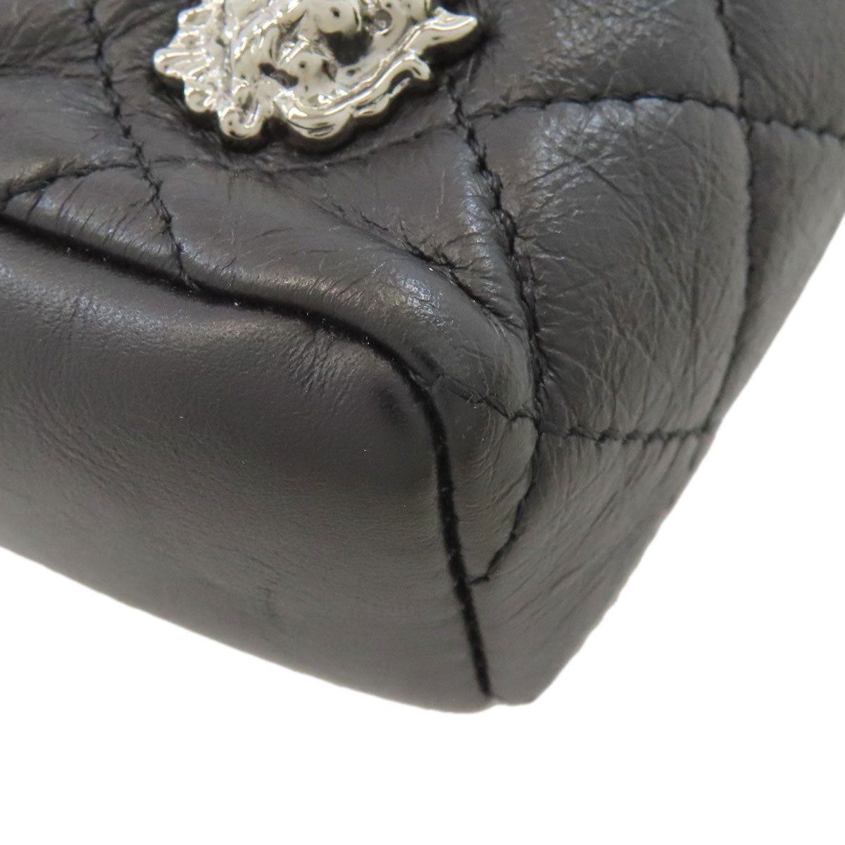 CHANEL Mini ChainShoulder Matelasse SilverHardware Shoulder Bag Lambskin Ladies [Used]