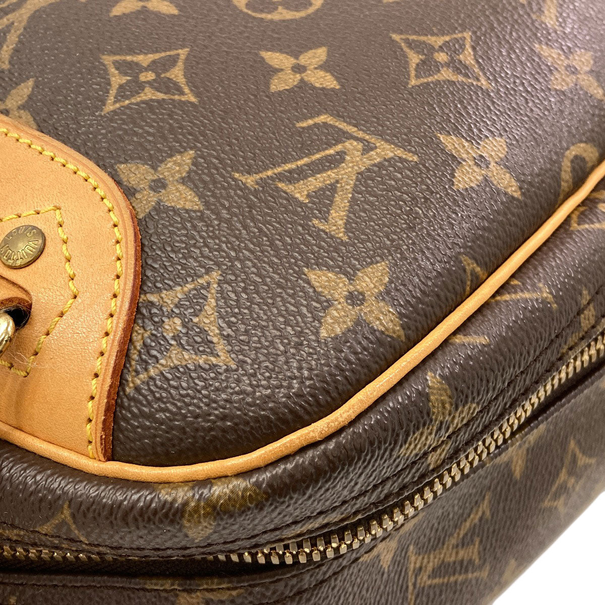 LOUIS VUITTON M41450 excursion Handbag Monogram canvas Ladies [Used]