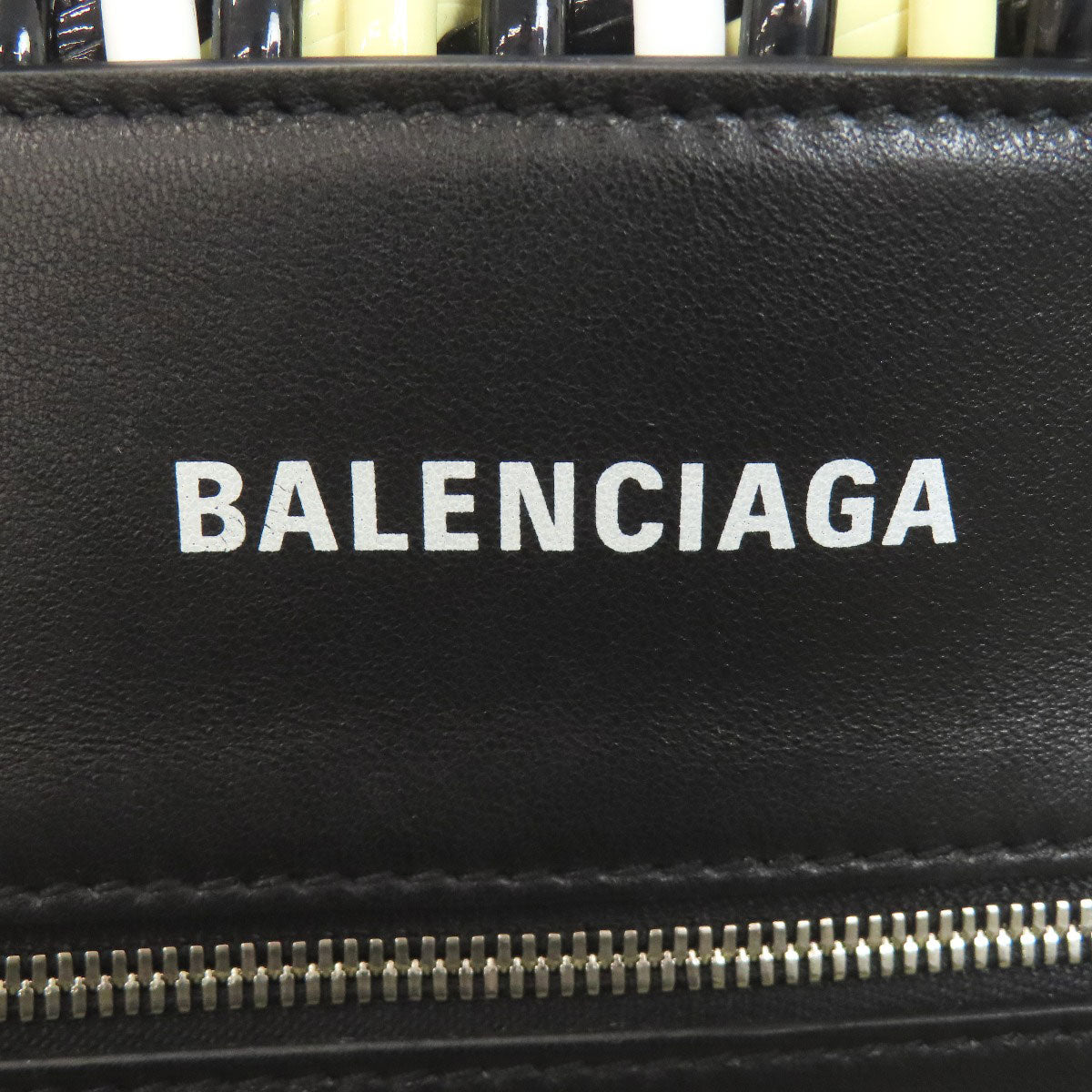 BALENCIAGA 671342 Bistro XS 2WAY Handbag Enamel Ladies [Used]