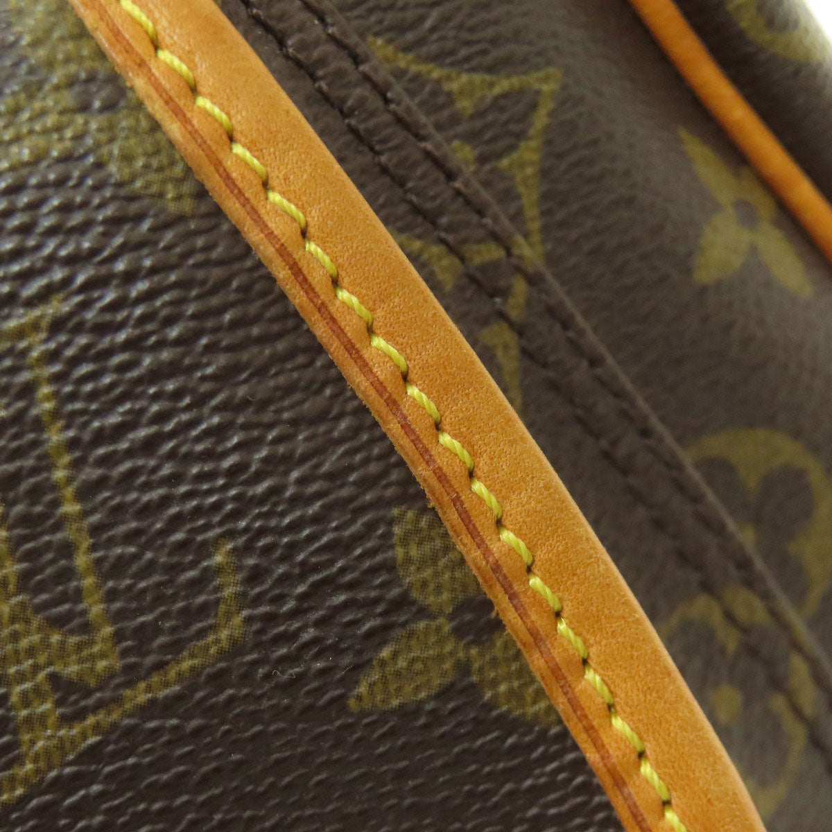 ルイヴィトン M40077 ティカルGM ショルダーバッグ モノグラムキャンバス レディース 【中古】【LOUIS VUITTON】