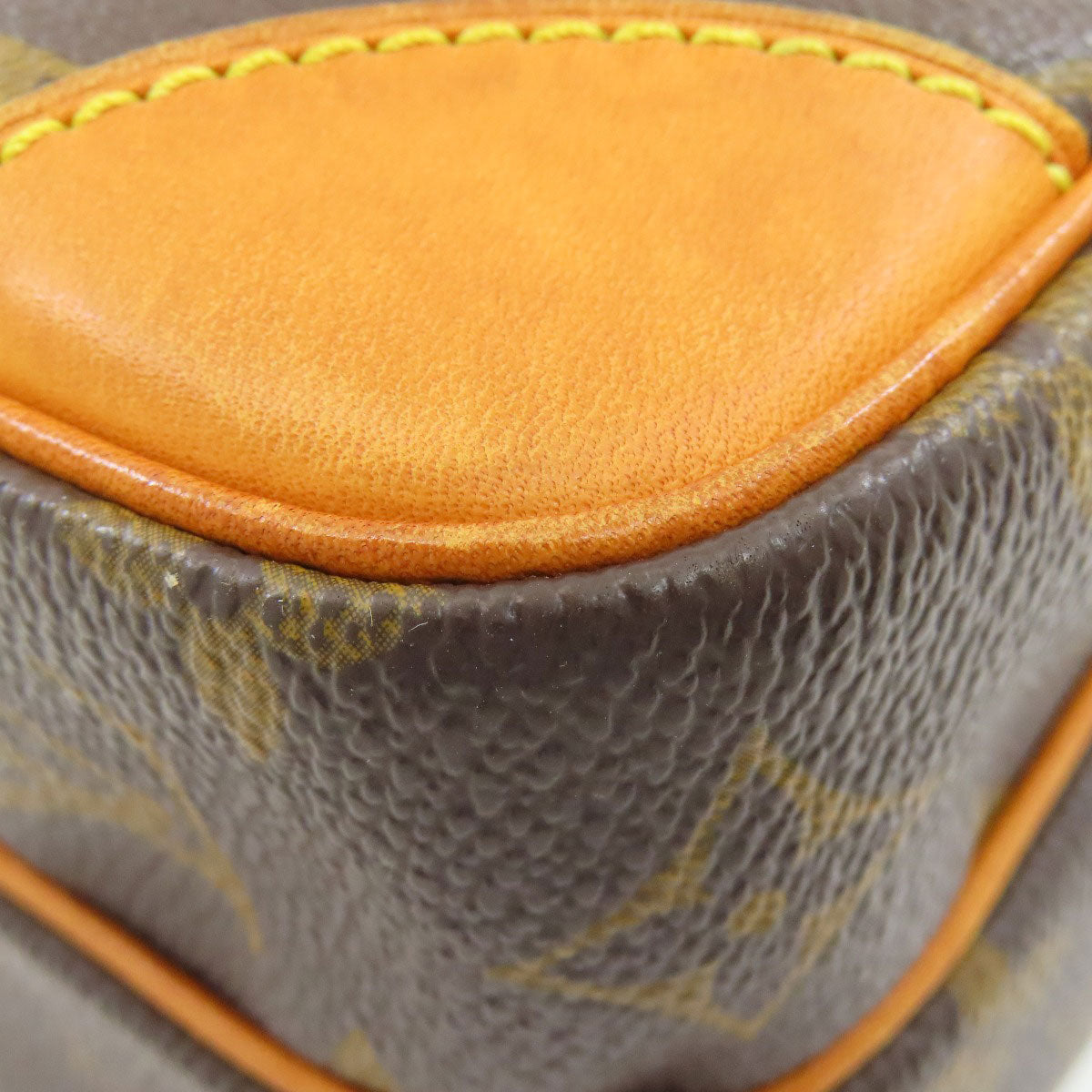 ルイヴィトン M45236 アマゾン ショルダーバッグ モノグラムキャンバス レディース 【中古】【LOUIS VUITTON】