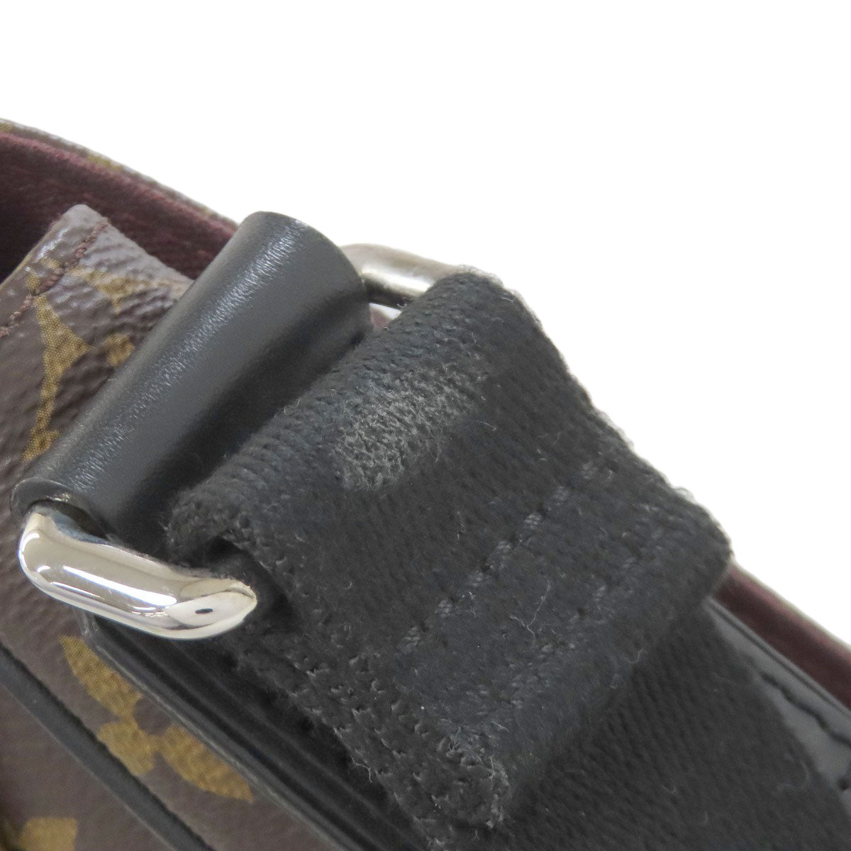 ルイヴィトン M40935 ディストリクトPM モノグラムマカサー ショルダーバッグ モノグラムキャンバス レディース 【中古】【LOUIS VUITTON】