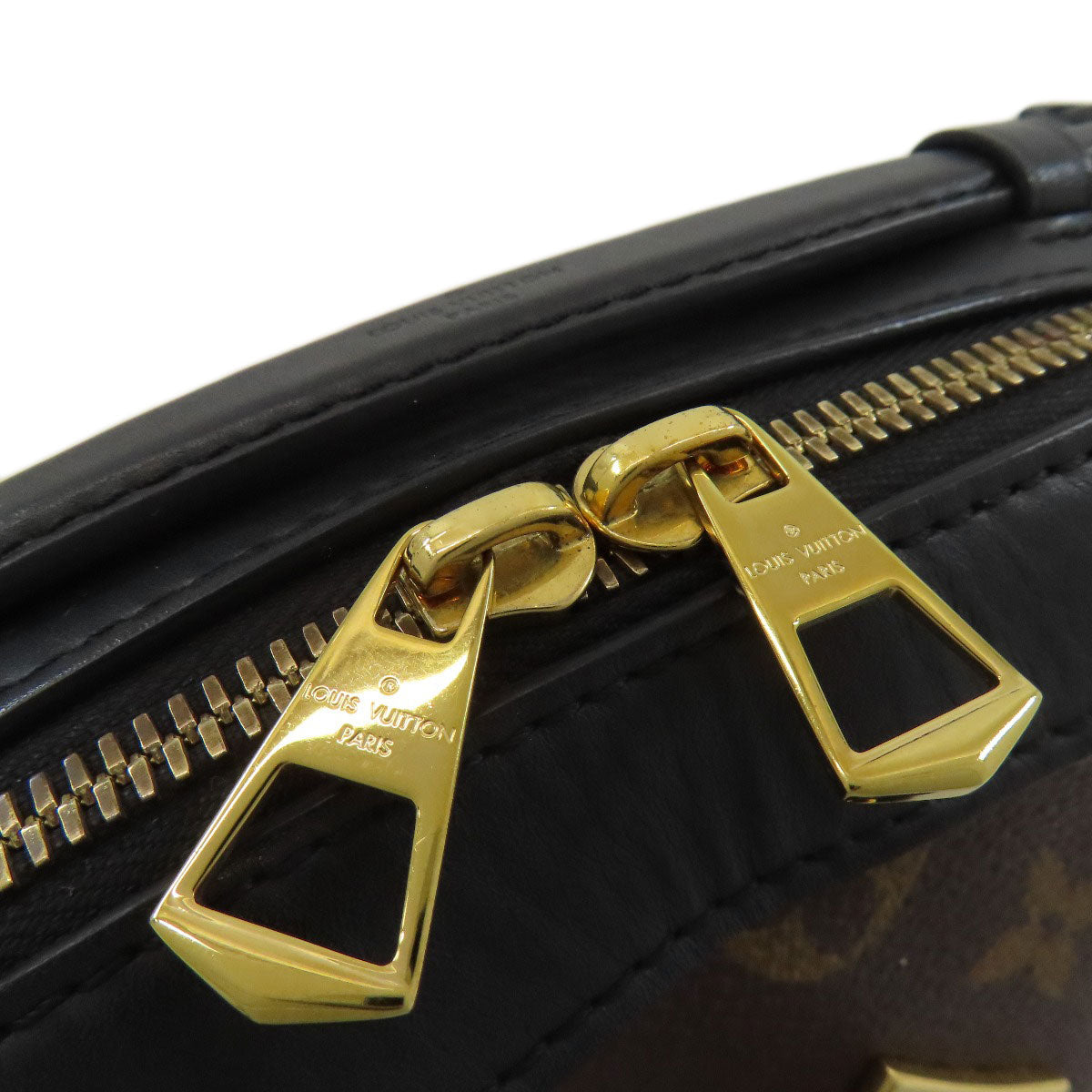 LOUIS VUITTON M43555 Saintonge Shoulder Bag Monogram canvas Ladies [Used]