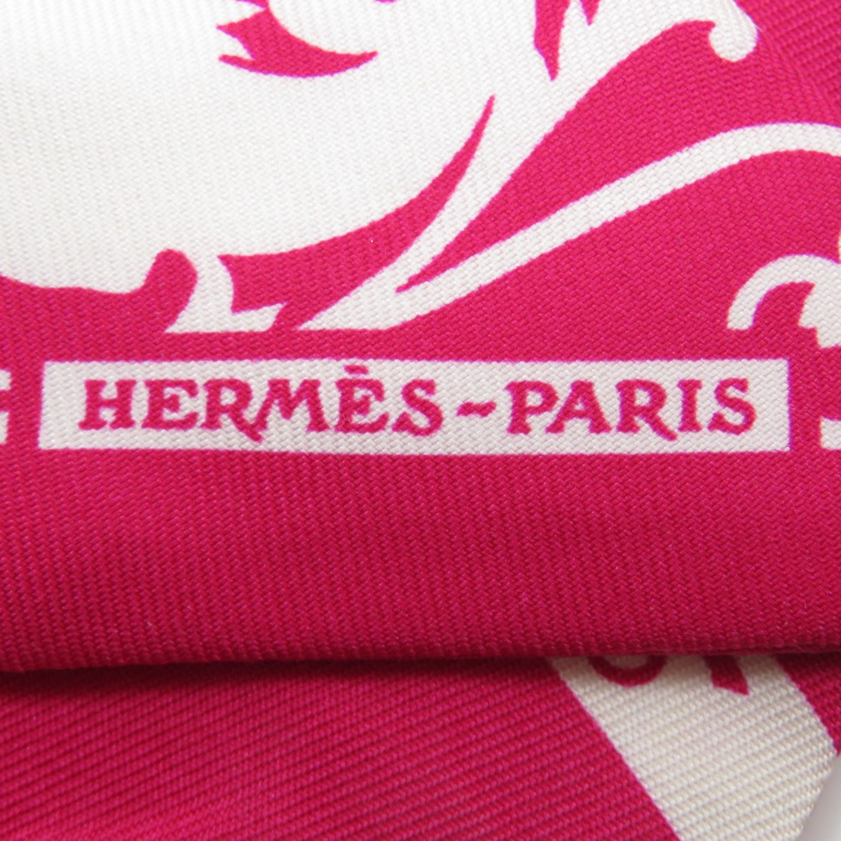 HERMES   Scarf Twilly  Silk Ladies