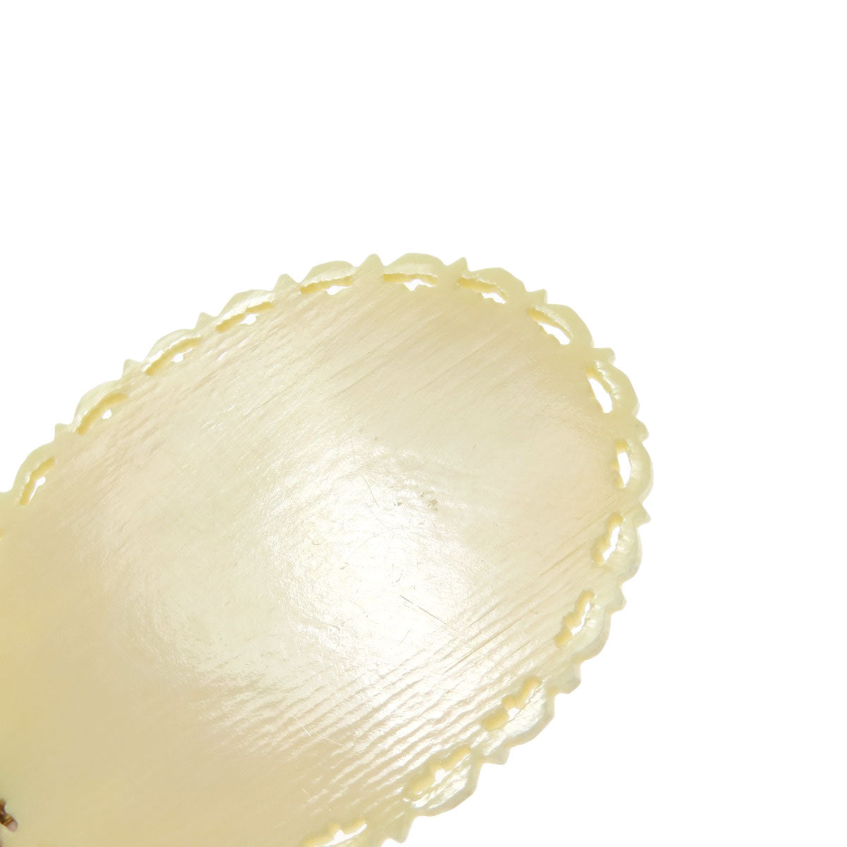 Flower motif Pendant top Plastic Metal 19.5g　Ladies