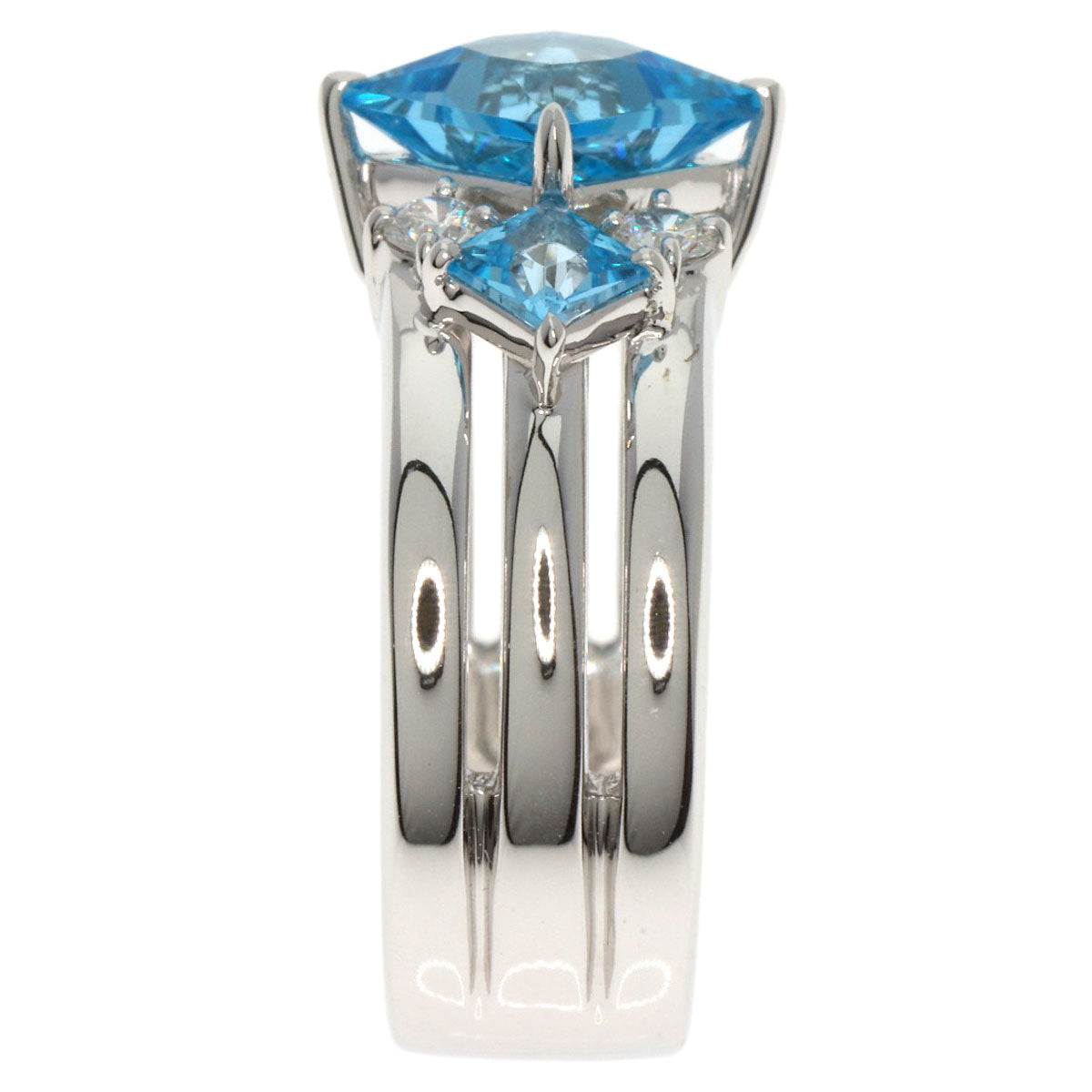 TASAKI   Ring Blue Topaz Diamond K18 White Gold Ladies