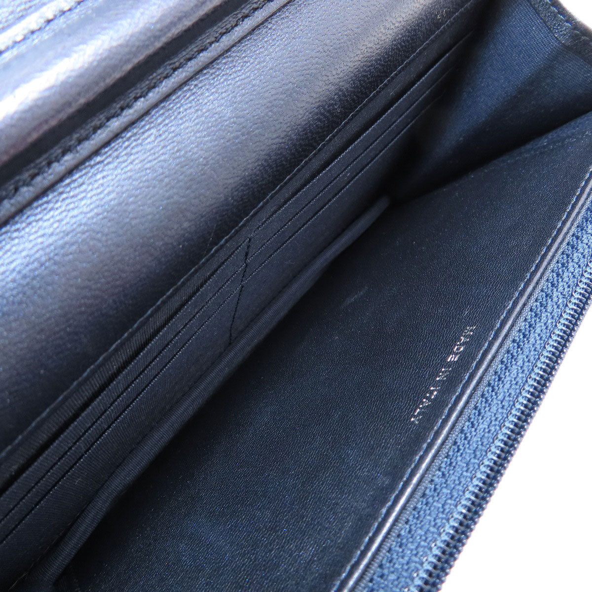 CHANEL Chain Wallet Boy Chanel SilverHardware Long wallet (with coin pocket) Lambskin Ladies [Used]