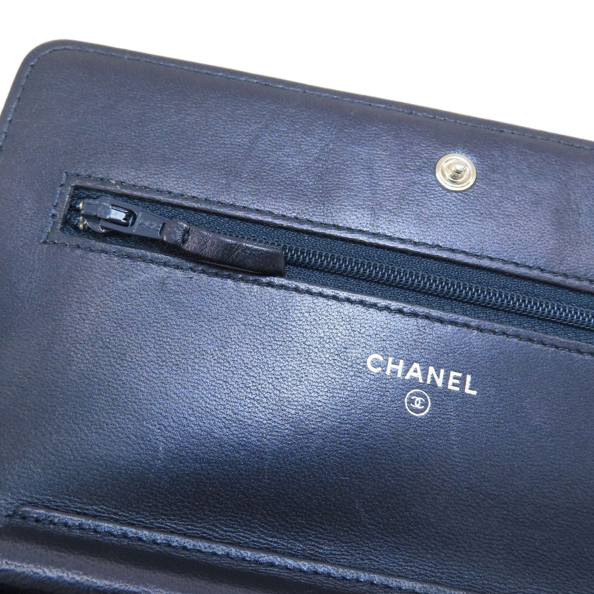 CHANEL Chain Wallet Boy Chanel SilverHardware Long wallet (with coin pocket) Lambskin Ladies [Used]
