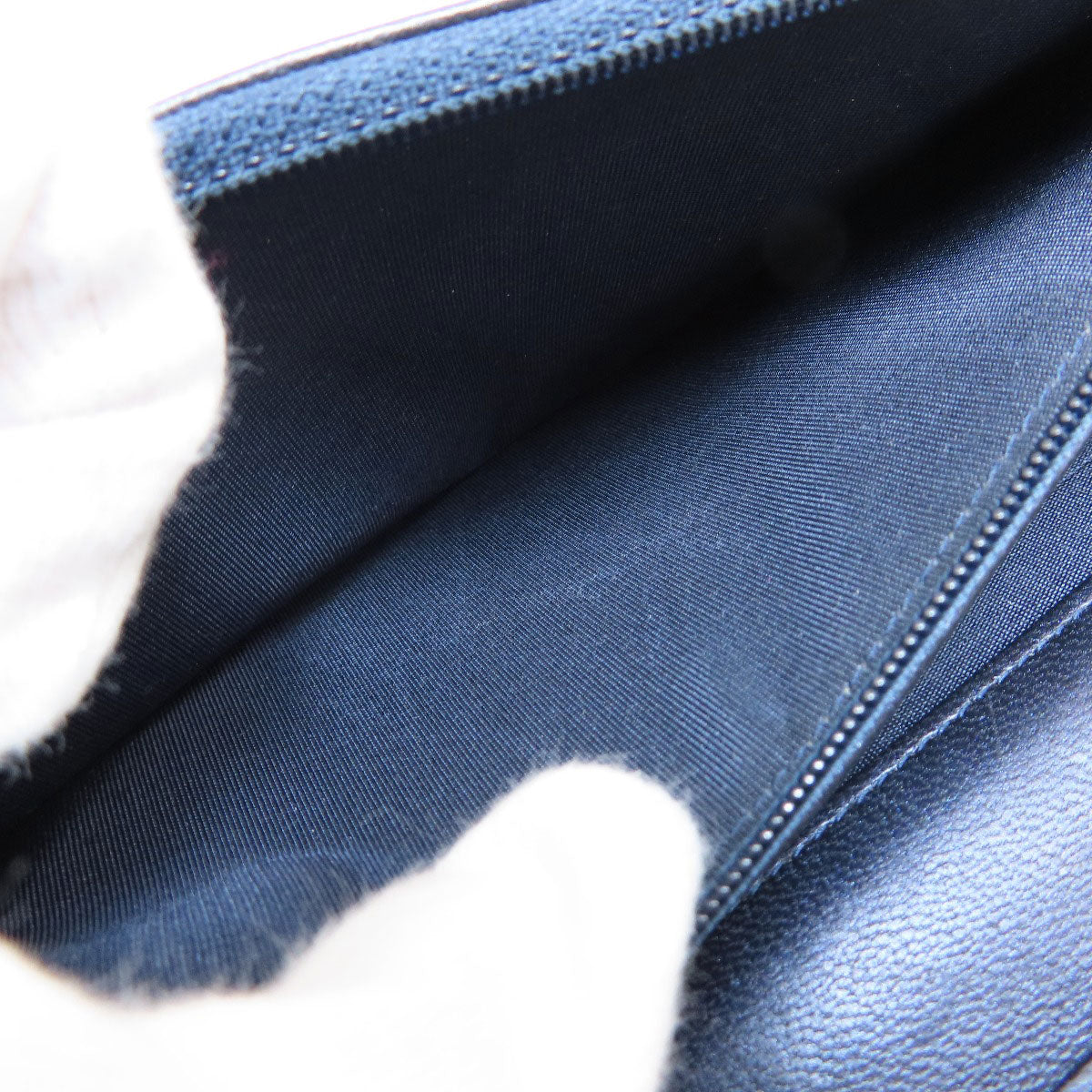 CHANEL Chain Wallet Boy Chanel SilverHardware Long wallet (with coin pocket) Lambskin Ladies [Used]