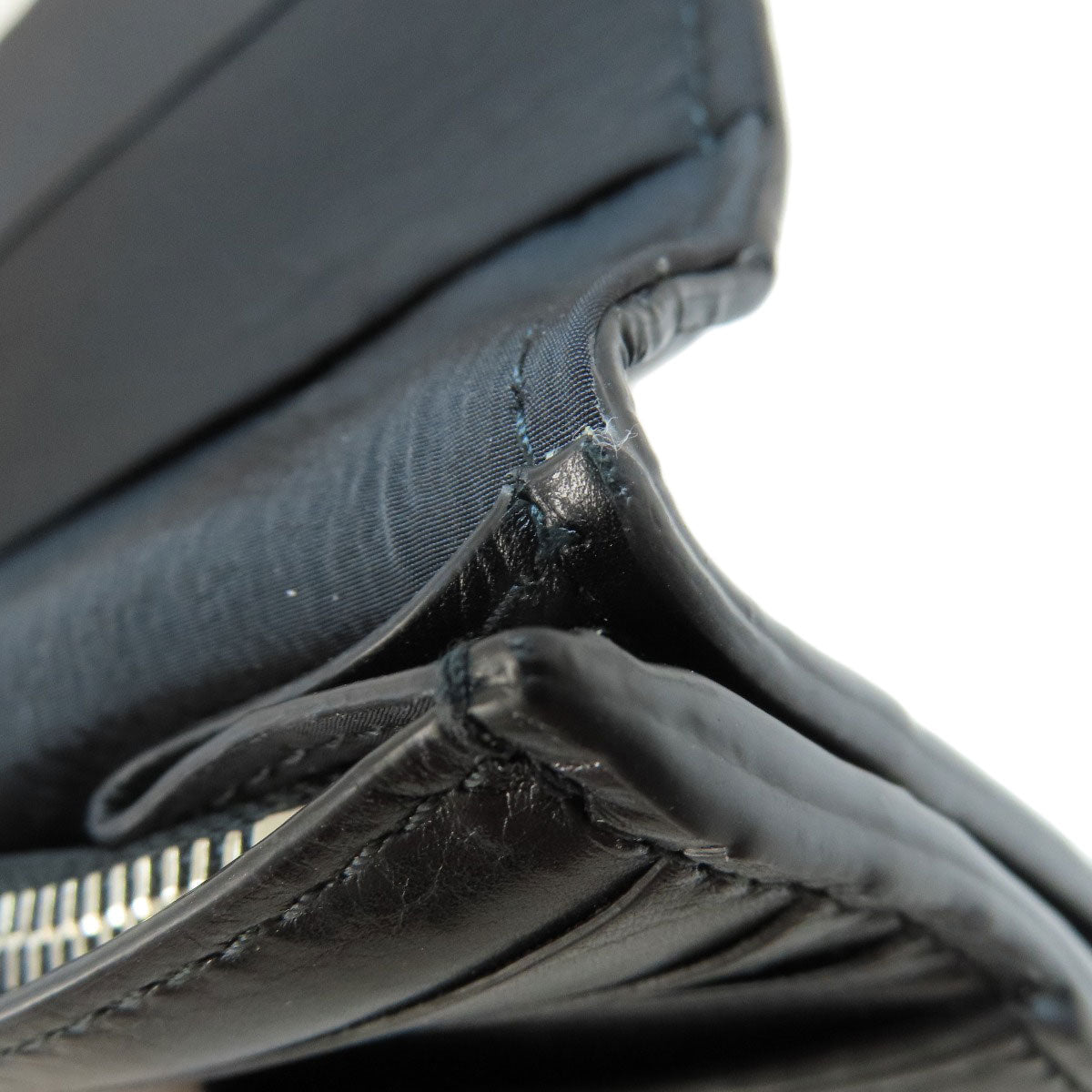 ボッテガヴェネタ マキシイントレチャート 長財布（小銭入れあり） レザー レディース 【中古】【BOTTEGA VENETA】