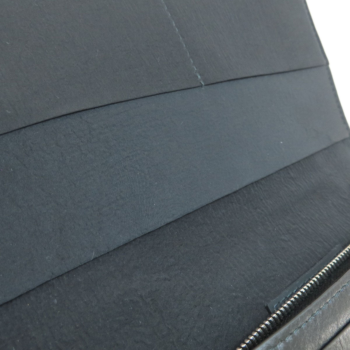 ボッテガヴェネタ マキシイントレチャート 長財布（小銭入れあり） レザー レディース 【中古】【BOTTEGA VENETA】