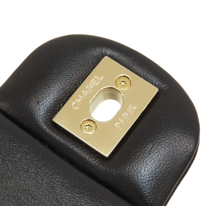 CHANEL ChainShoulder Matelasse GoldHardware Shoulder Bag Lambskin Ladies [Used]