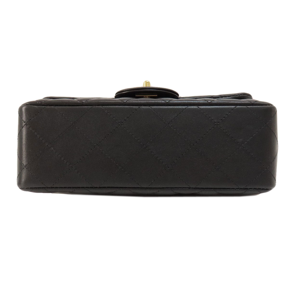 CHANEL ChainShoulder Matelasse GoldHardware Shoulder Bag Lambskin Ladies [Used]