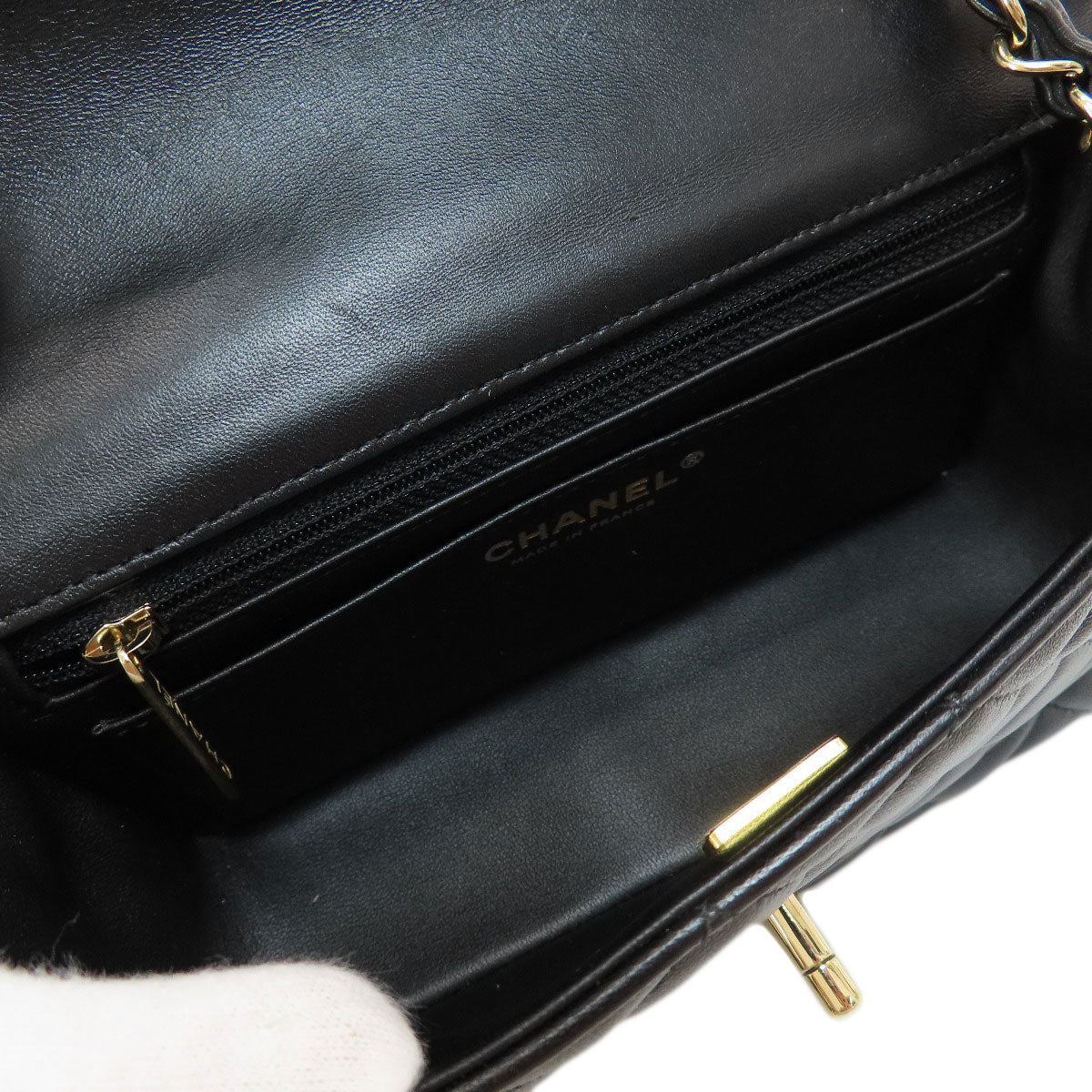 CHANEL ChainShoulder Matelasse GoldHardware Shoulder Bag Lambskin Ladies [Used]