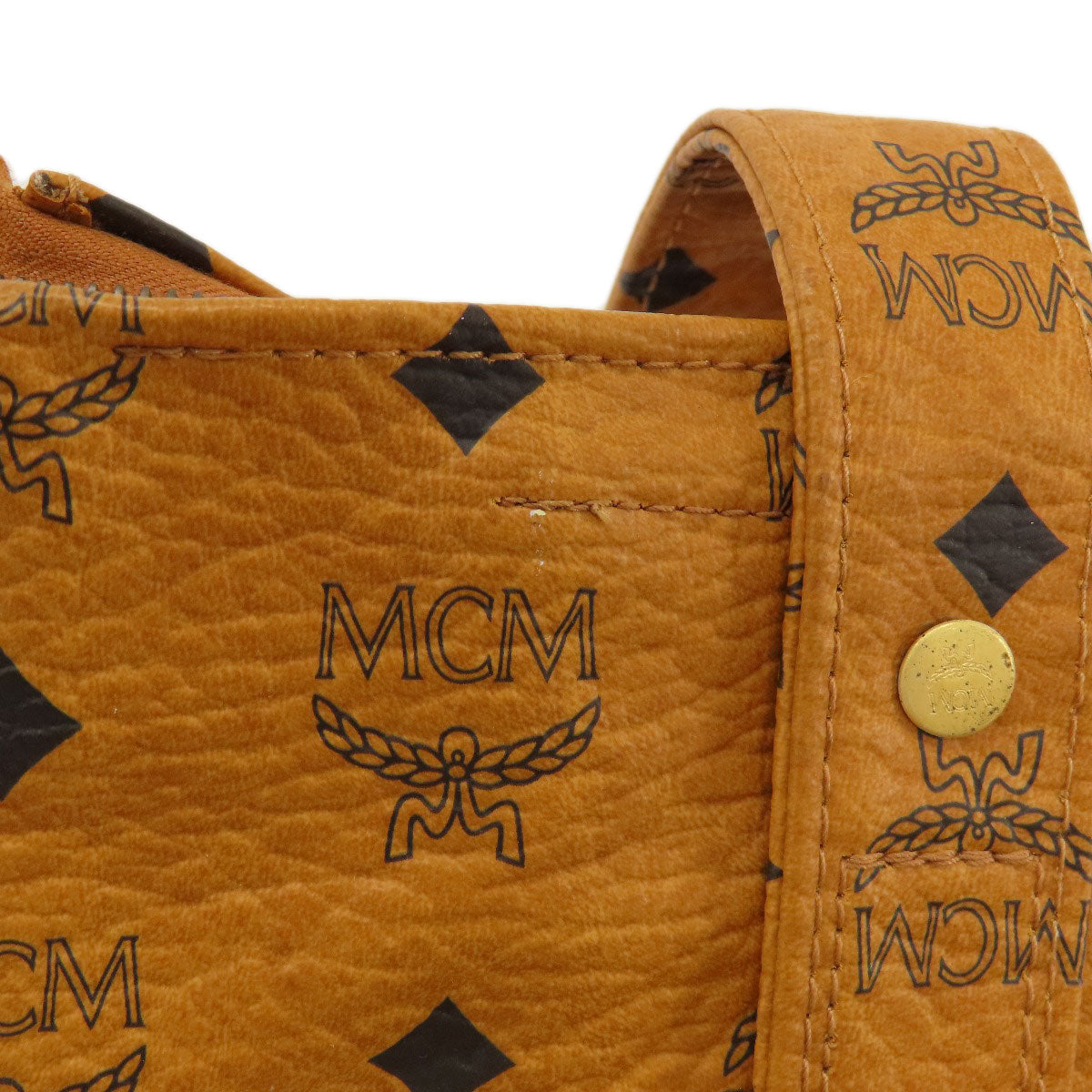 MCM   Shoulder Bag Logo design Leather Ladies