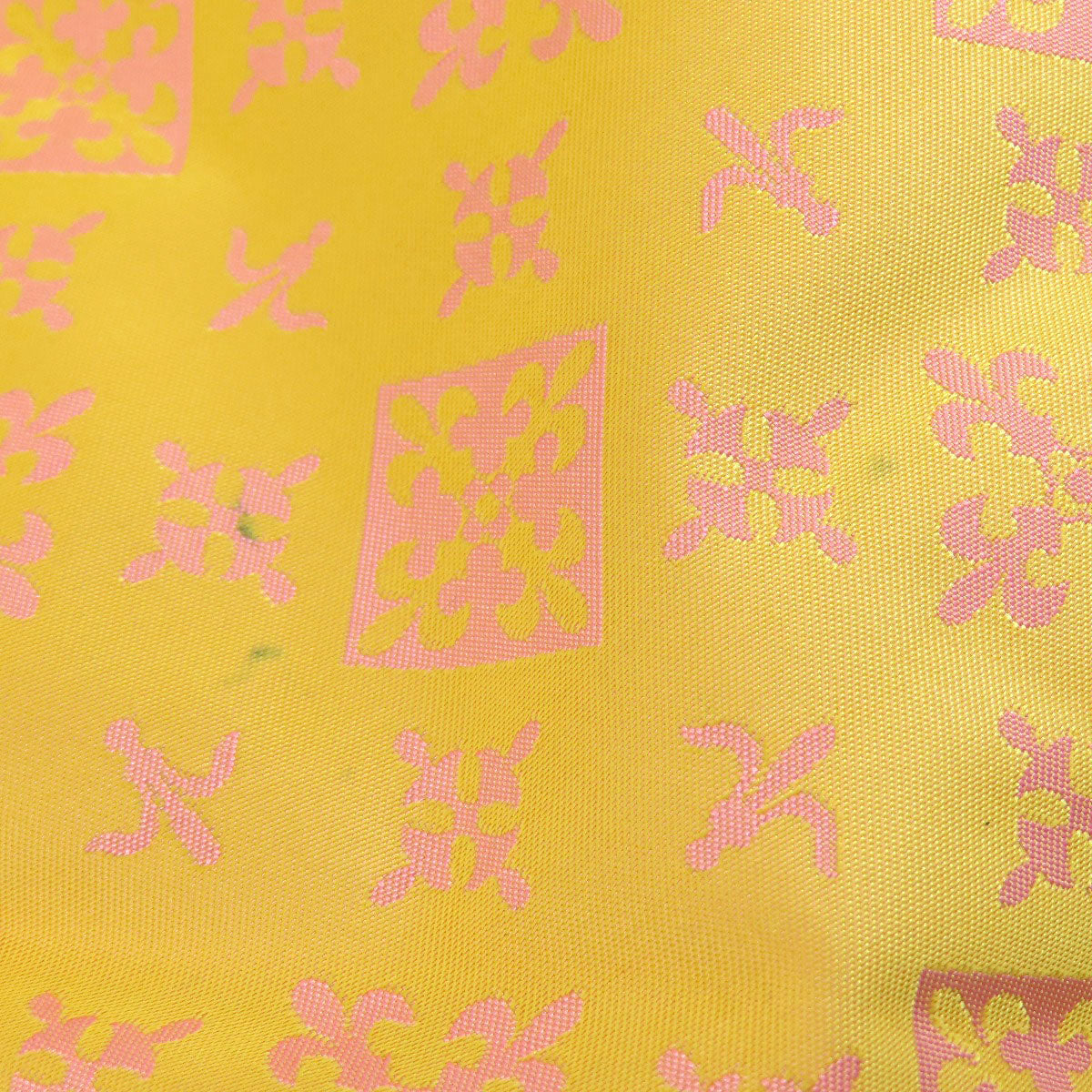 russet Lily crest Handbag Nylon Ladies [Used]