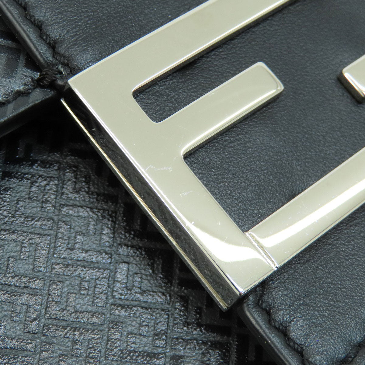 FENDI logo Shoulder Bag Leather Ladies [Used]