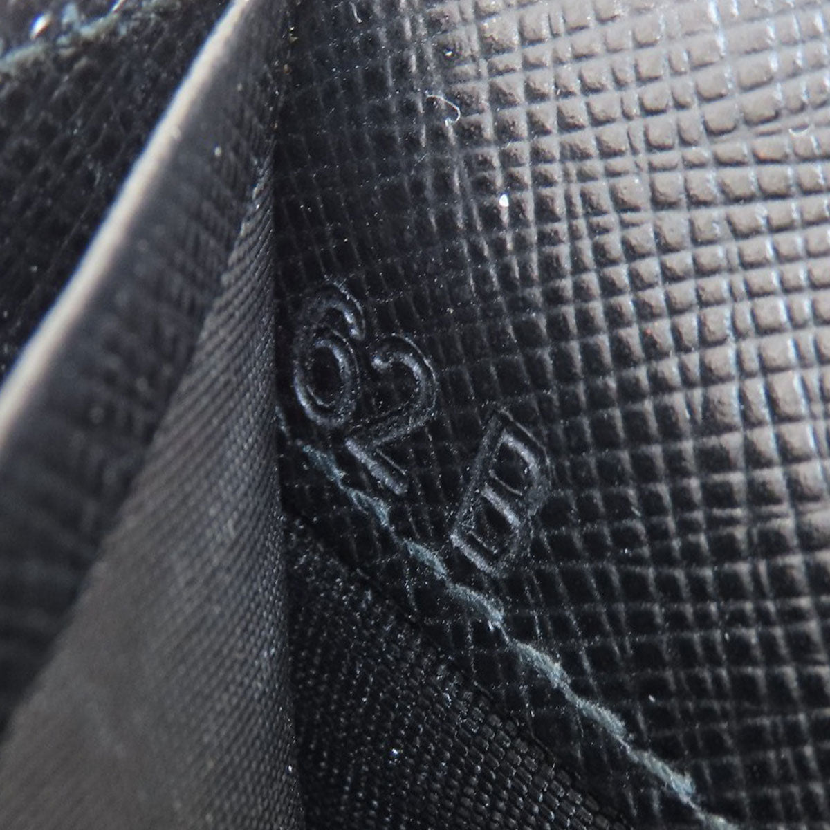 PRADA Logo Safiano Long wallet (with coin pocket) Leather Ladies [Used]