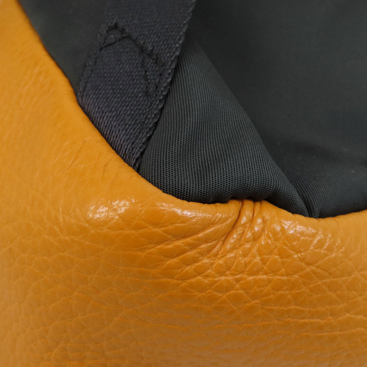 COACH  F28995 Backpack Â· Daypack logo Leather Ladies