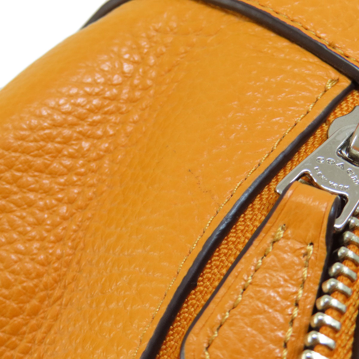 COACH  F28995 Backpack Â· Daypack logo Leather Ladies