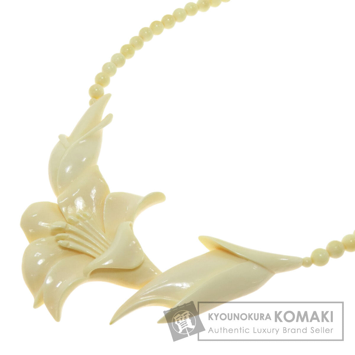 Flower motif Necklace Plastic  21.4g　Ladies