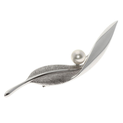 MIKIMOTO   Brooch Akoya pearl Pearl leaf motif K18 White Gold Ladies