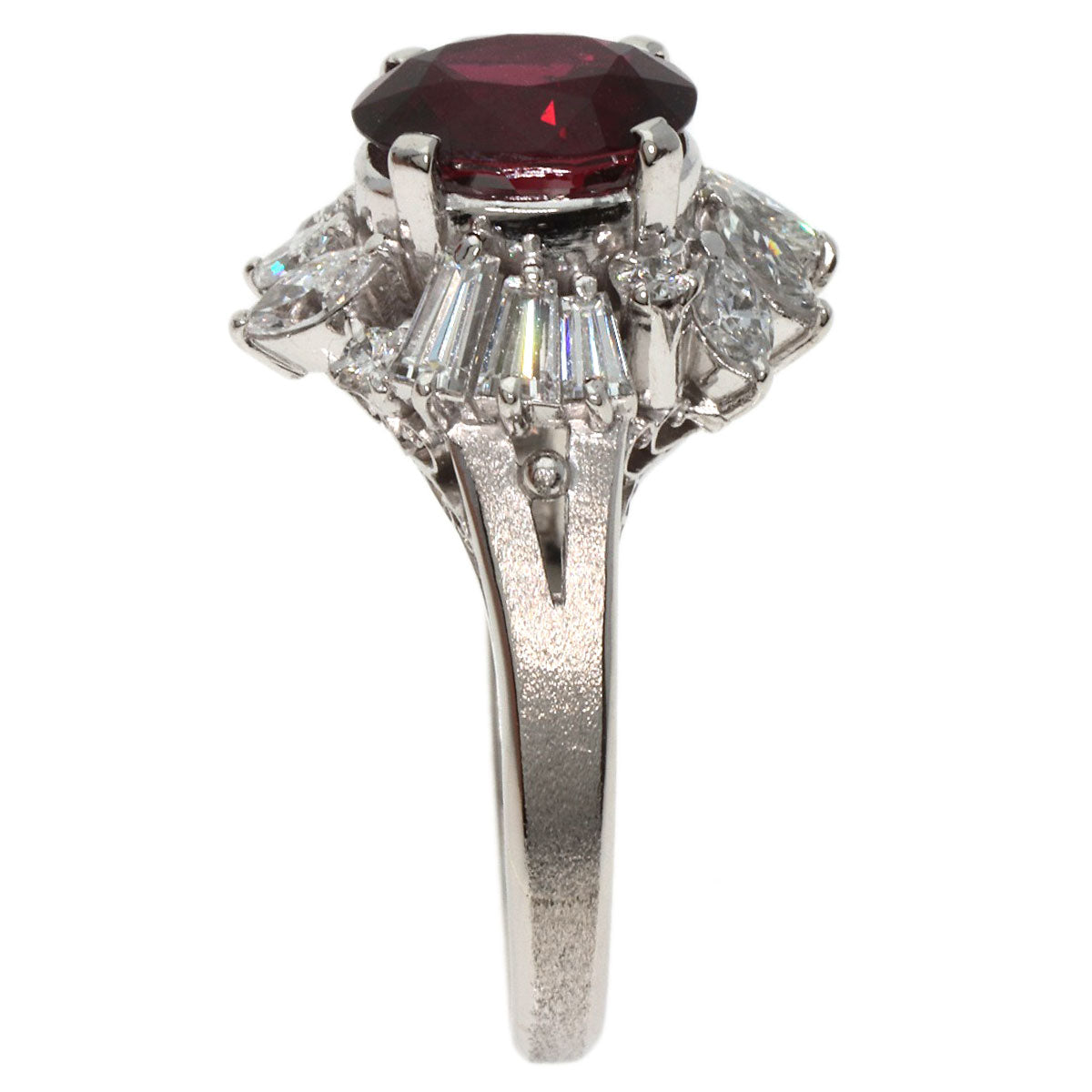 1.968ct Ruby Diamond Ring Platinum PT900  6.4g　Ladies