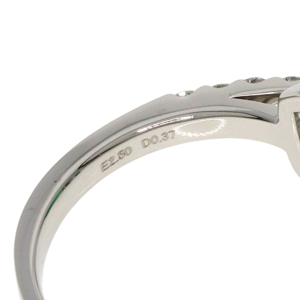 2.5ct Emerald Diamond Ring Platinum PT900  7.5g�@Ladies