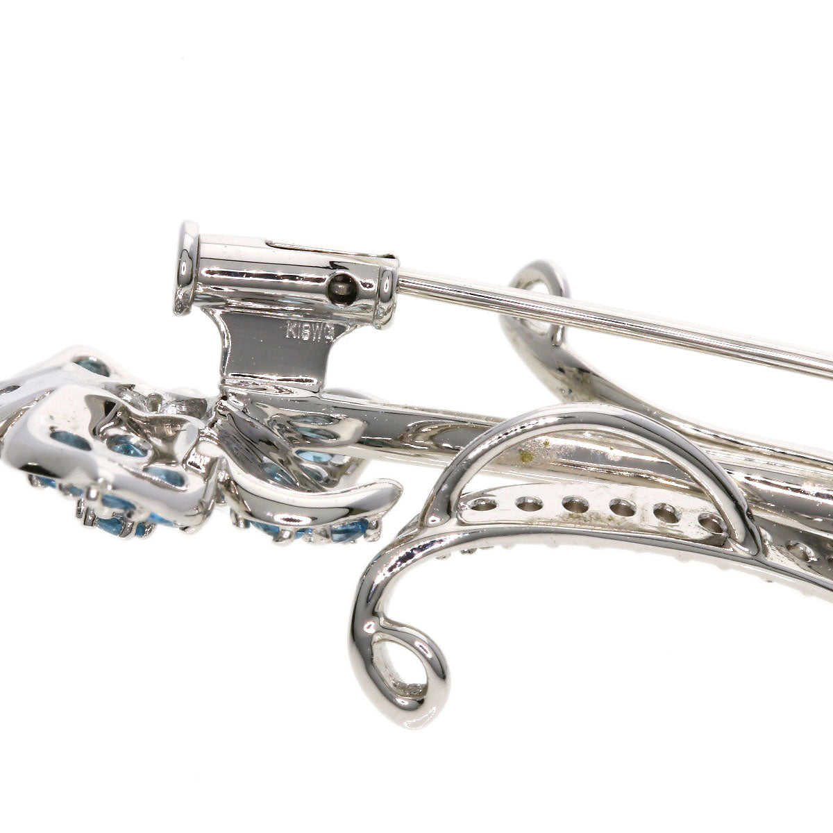 0.15ct Aquamarine Diamond Brooch K18 White Gold  7.3g　Ladies