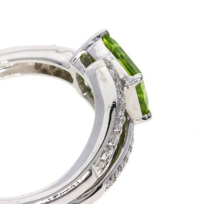 1.6ct Peridot Diamond Ring 18K  5.6g　Ladies