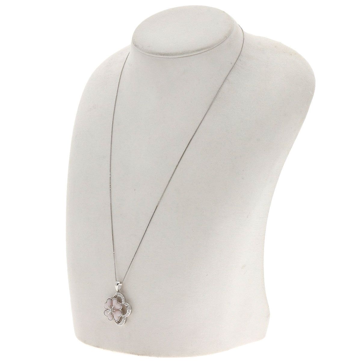 0.11ct Shell Diamond Clover Motif Necklace K18 White Gold 18K 5.5g　Ladies