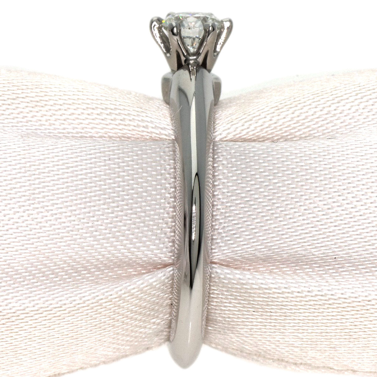 TIFFANY&Co. Solitaire Knife Edge 1P Diamond Ring Platinum PT950 Ladies [Used]
