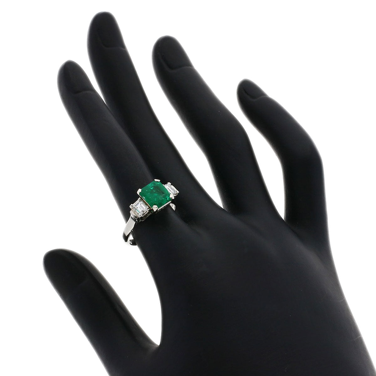 1.62ct Emerald Diamond Ring Platinum PT850  4.5g　Ladies