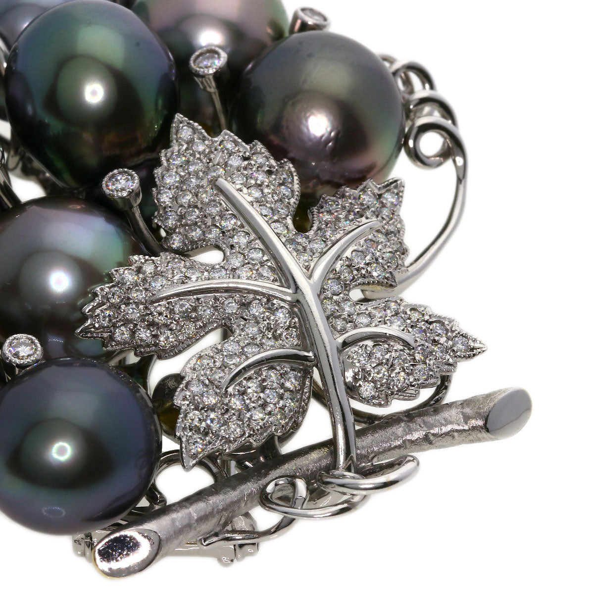 1ct Tahitian Pearl Pearl Diamond Grapes Brooch K18 White Gold  47.47g　Ladies