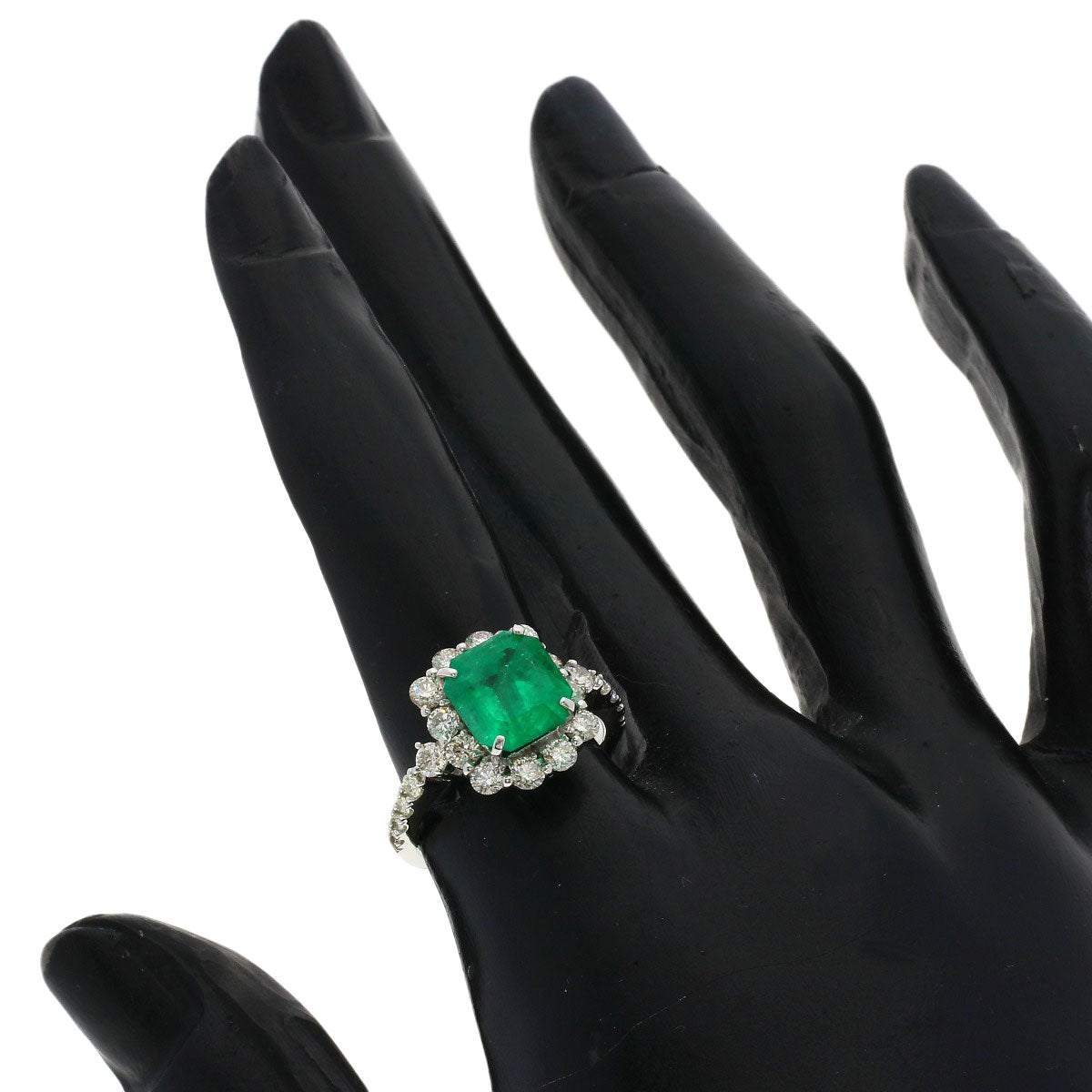 2.75ct Emerald Diamond Ring Platinum PT950 5.27g　Ladies