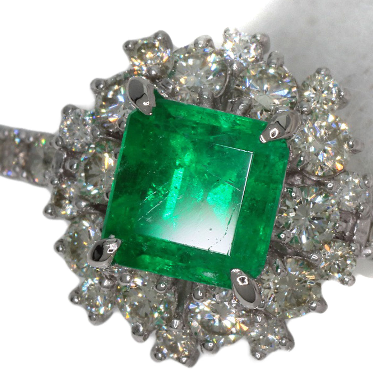 0.71ct Emerald Diamond Ring Platinum PT950  3.92g　Ladies